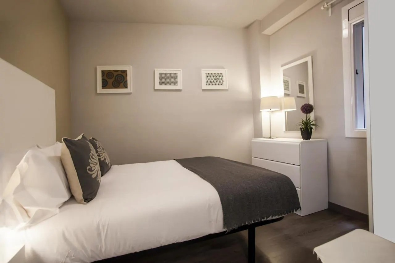 P9Mdr305 - Nice Apartment In Poble Sec Barcelona